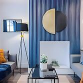 House Sleeps 7 With Garden and Free Parking