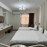 Aram Baland Hotel