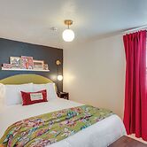 Chic, Central Spokane Apt for Couples & Solo Stays