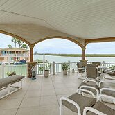 Wildlife Views & Dock! Long Island Village Escape