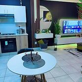 Cozy Home in Greenpark Boksbug by OR Tambo Airport
