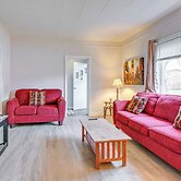 Walk to Old Town Saginaw! Charming Retreat w/ Yard