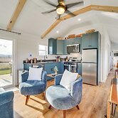 Little Blue Cabin! Country Stay Near Williamsport