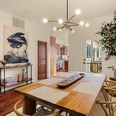 Birdhouse - Close To U Of O & Downtown 3 Bedroom Home
