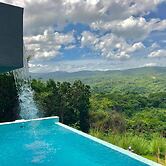 Luxurious 4-bedroom House in Alajuela, Costa Rica