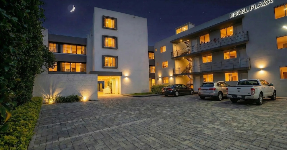 Hotel Plaza