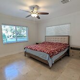 Coral Gables Vacation House with Pool