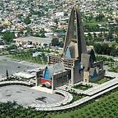 Higuey Center City, Leslie's Villa