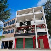 Deluxe Rani Gate Lakhi Guest House
