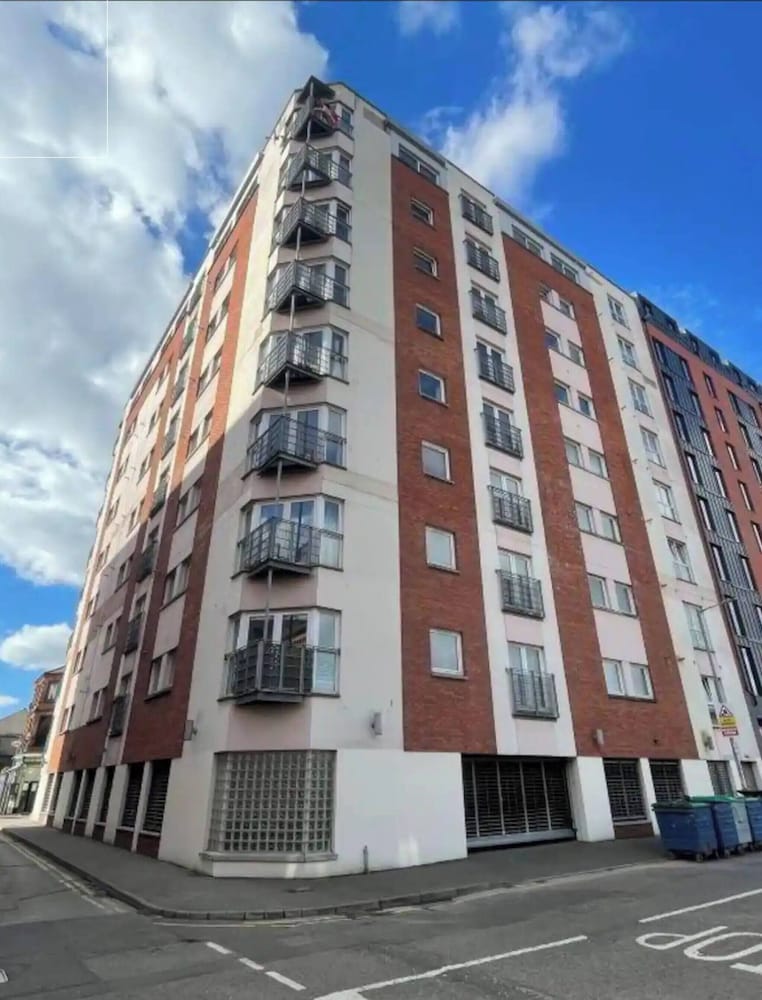 Cm Belfast Apartment Central Location, Modern Comfort