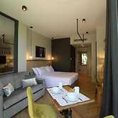 Villa Carla Suites