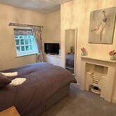 Charming 2-bedroom House Rental in North Yorkshire Countryside