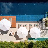 OUTRIGGER Surin Beach Resort