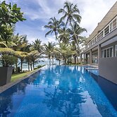 The Sandals By Edwards Collection