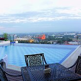 Central Park Tower Resort