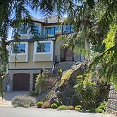 Eagle Rock Bed and Breakfast