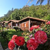 Canada Hotel & Bungalows