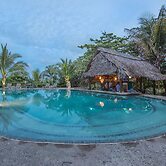 Popa Paradise Beach Resort