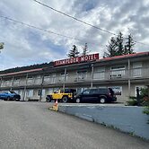 Stampeder Motel