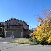 584 Alpine Dr