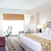 Baymont by Wyndham Delavan Near Lake Geneva