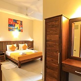 Port View City Hotel