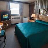 Curtis Gordon Motor Hotel