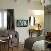 Marpessa Smart Luxury Hotel