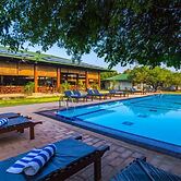 Camellia Resort and Spa