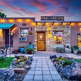 Stone Lizard Lodging