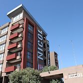 The Nicol Hotel and Apartments