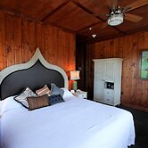 McMenamins Gearhart Hotel