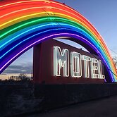 Rainbow Motel