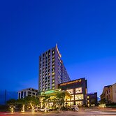 Muong Thanh Luxury Nhat Le Hotel