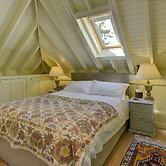 Munden House