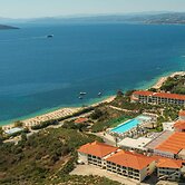 Akrathos Beach Hotel
