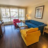 Cal Mar Hotel Suites