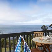 Tipi and Bob's Waterfront Lodge