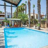 Periyiali Apartments