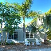 Seahorse Cottages on Sanibel - Adults Only