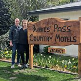 Burkes Pass Country Motel