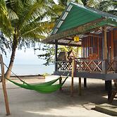Palm Beach Bungalow Resort