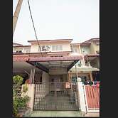 Holidayhome 45A Taman Desa Pangkor