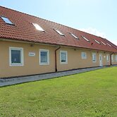Kärraton Vandrarhem - Hostel