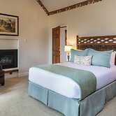 Arch Cape Inn and Retreat - Cannon Beach