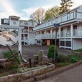 Eagle House Motel