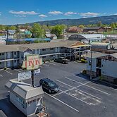 Gateway Inn