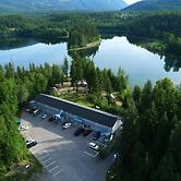 Hotel Civilia Lakeside by Civilia Golf Retreat