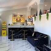 Hotel Iris