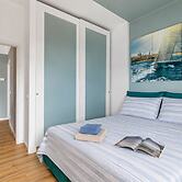 Kenyon Charm - Total Sea View